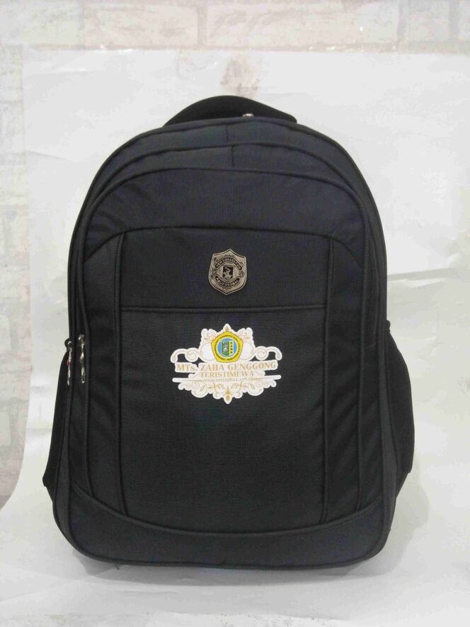 
					Tas Seminar: Membangun Citra Melalui Desain dari Konveksi Terpercaya