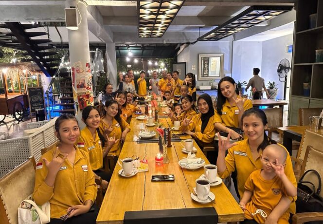 
					Para Caleg Hanura Sidoarjo Minta Polisi Usut Tuntas Korban Arogansi di Ponti