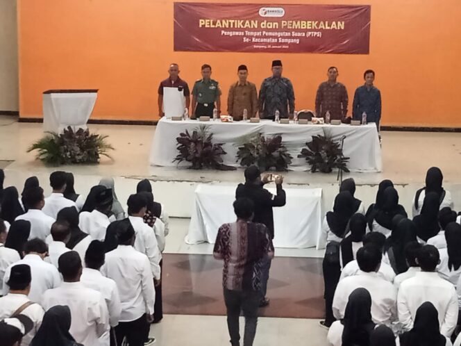
					338 PTPS SeKecamatan Kota SAMPANG Resmi DILANTIK dan Diambil SUMPAH serta JANJI