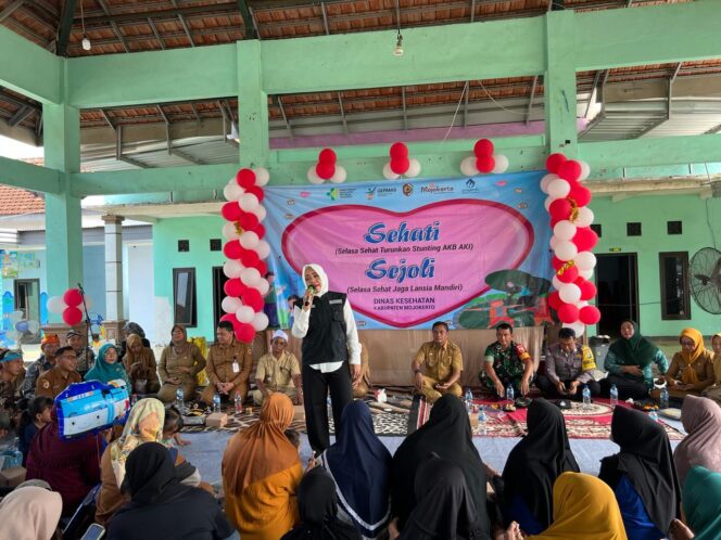 
					Dinkes Kabupaten Mojokerto Terus Gencarkan Program Sehati dan Sejoli di Desa Singowangi