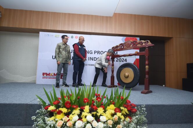 
					Sampoerna Lanjutkan Program UMKM Untuk Indonesia Untuk Transformasi Digital di Tahun 2024