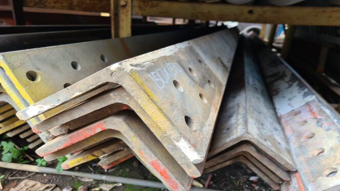 
					Perhatikan hal ini saat belanja besi Anda