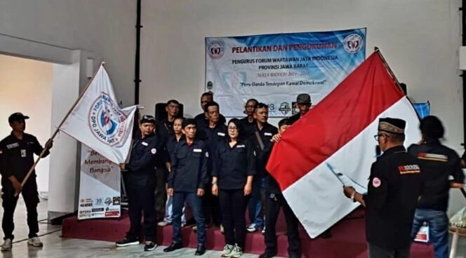 
					Gedung Indonesia Menggugat Saksi DPD FWJ Indonesia Jawa Barat Di Kukuhkan