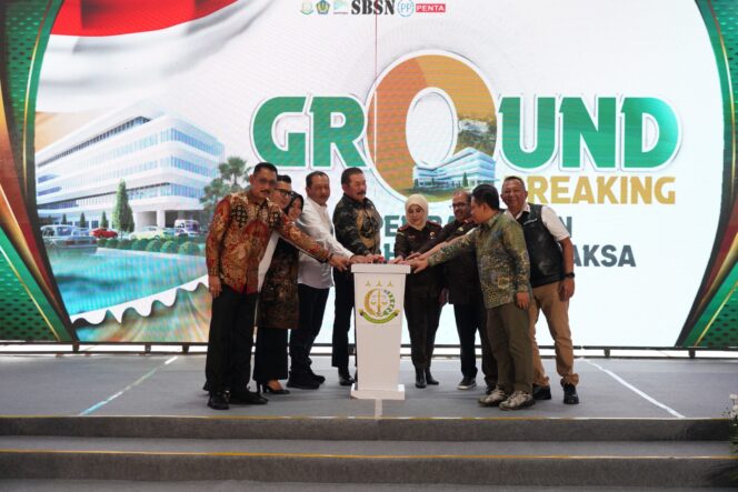 
					Jaksa Agung RI, Resmikan Pembangunan RSU Adhyaksa Mojokerto