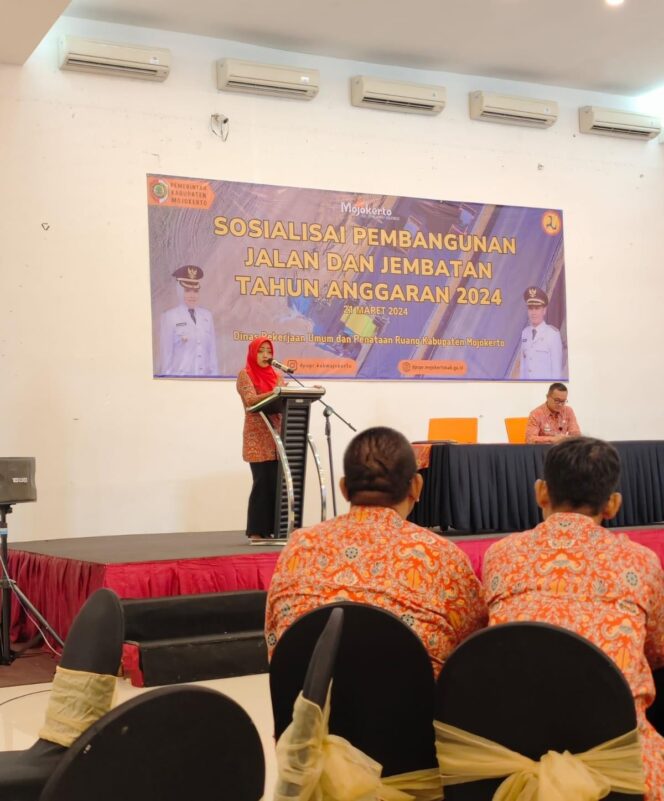 
					Dinas PUPR Kabupaten Mojokerto Sosialisasikan 74 Proyek Insfratruktur di Bidang Bina Marga