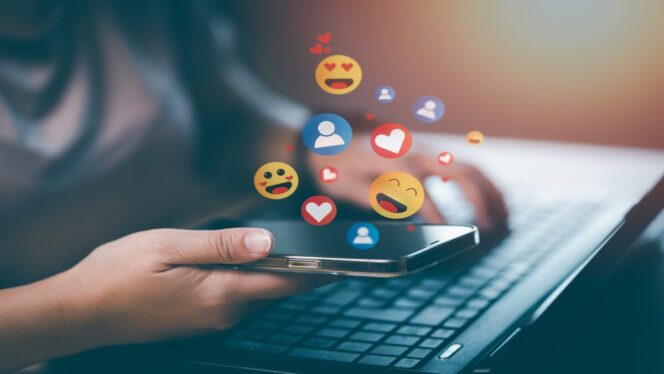 
					BisnisOn SMM Panel Indonesia Terbaik Termurah Tercepat No 1