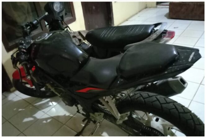 
					Polsek Sungkai Utara Ringkus 2 Residivis Pelaku Curanmor Bobol Rumah Warga