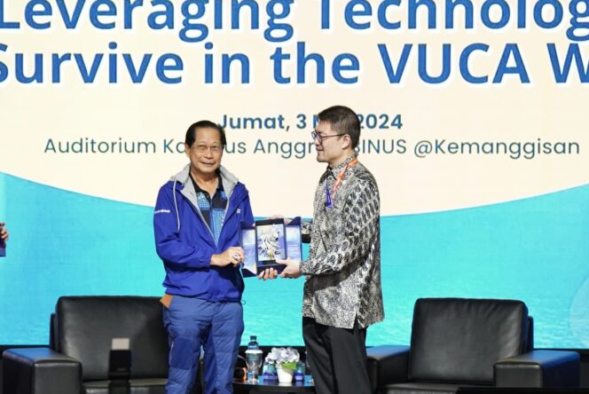 
					Studium Generale: “Leveraging Technology to Survive in the VUCA World”
