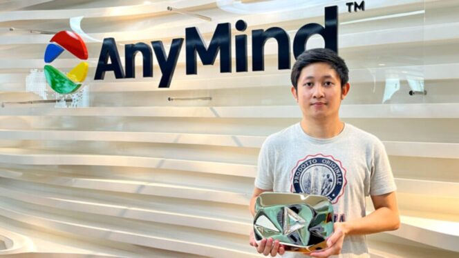 
					Kaleb Andri, Content Creator Asal Indonesia Meraih Diamond Creator Award