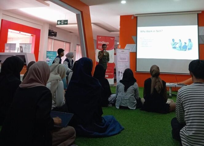 
					Telkom dan Google Developer Student Berikan Panduan Praktis dan Inspiratif Cara Menavigasi Karir di Bidang Teknologi untuk Para Developer