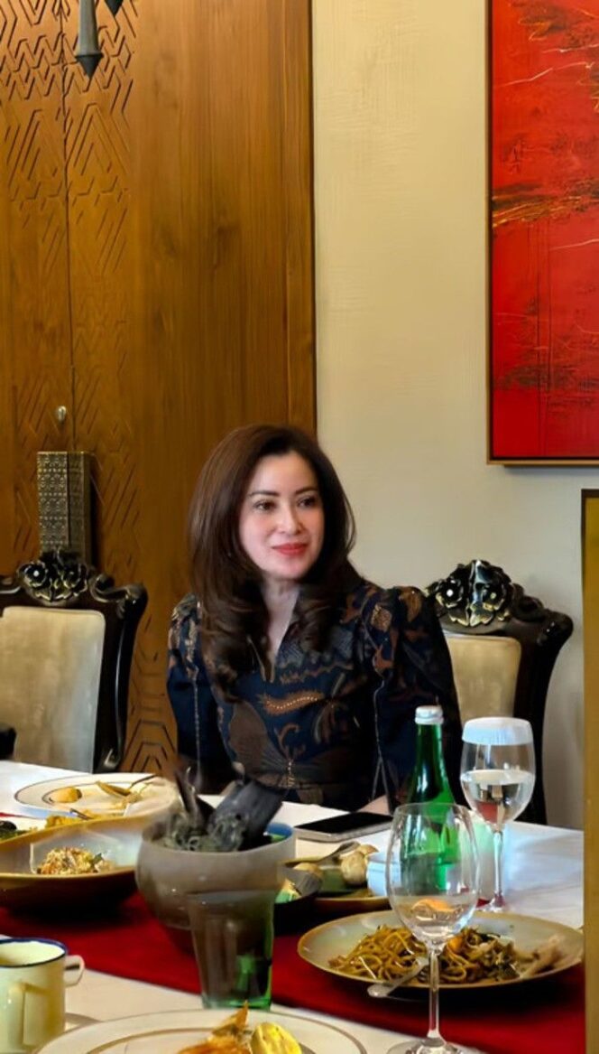 
					Bank Mandiri Menegaskan Komitmen Keberlanjutan dan Mendorong Keberagaman, Kesetaraan, dan Inklusi (DEI) di Bawah Kepemimpinan Alexandra Askandar