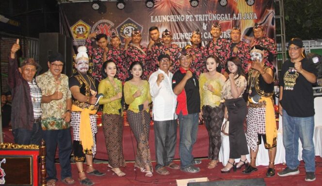 
					Jawapes Group Launching Campursari Tritunggal Aji Laras