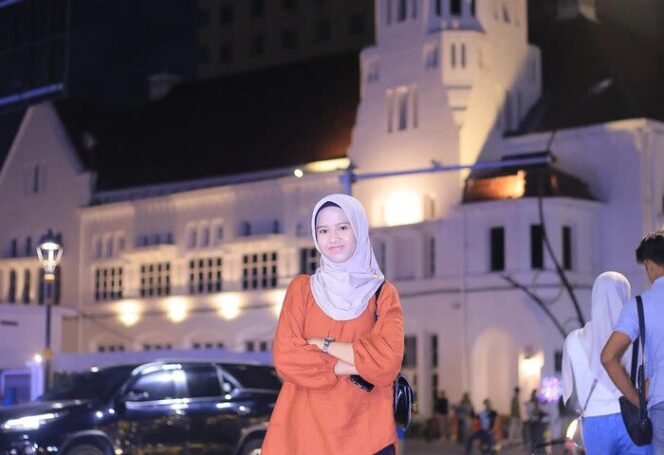 
					Najwaa Alyaa Priyanti: Jembatan Pengetahuan Dari Mahasiswa untuk Mahasiswa di Dunia Digital